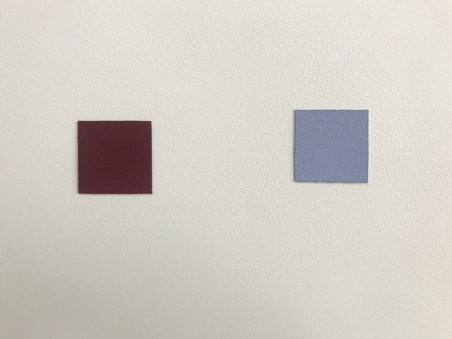 アンドレアス・カール・シュルツェ｜ANDREAS KARL SCHULZE<br>5 colored cotton square, 5 x 5 cm each, 1995 (detail)