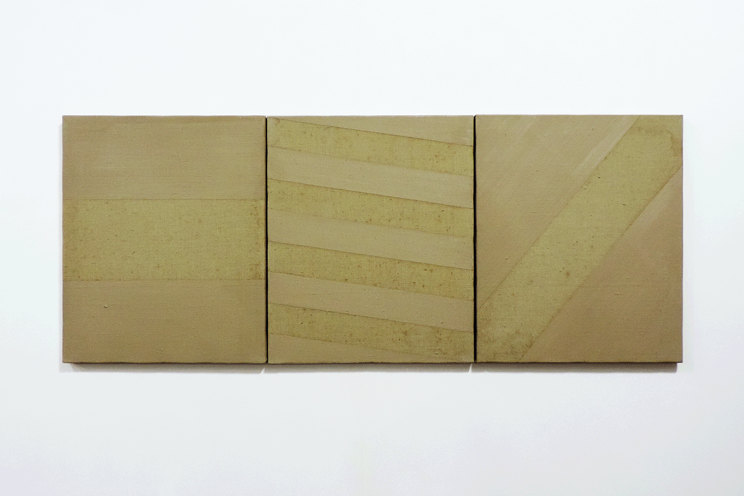 Untitled　/ Oil, pencil on Canvas,45.5 x 38 cm each,1969 (3 panels)