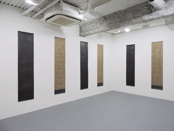 Installation View 8（2月3日展示替え）,Drawn paper,Pencil on Paper,193 x 43 cm each,1977-78