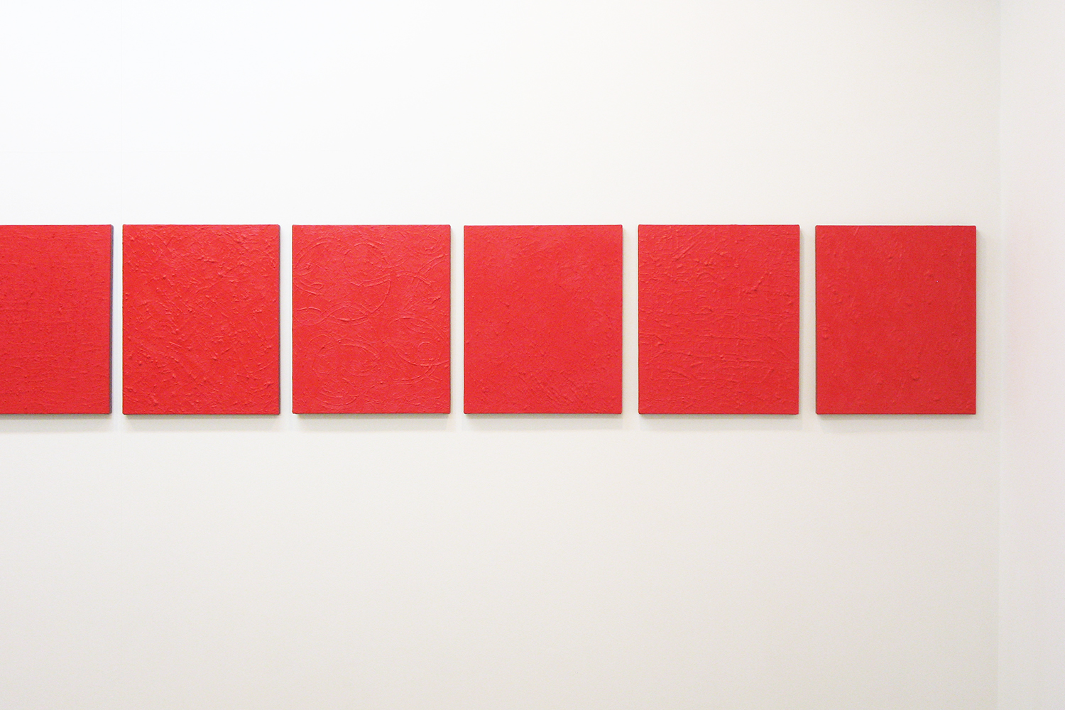 Installation View: Untitled - Beni Red｜Oil on aluminum｜455 x 380 mm｜2012 each