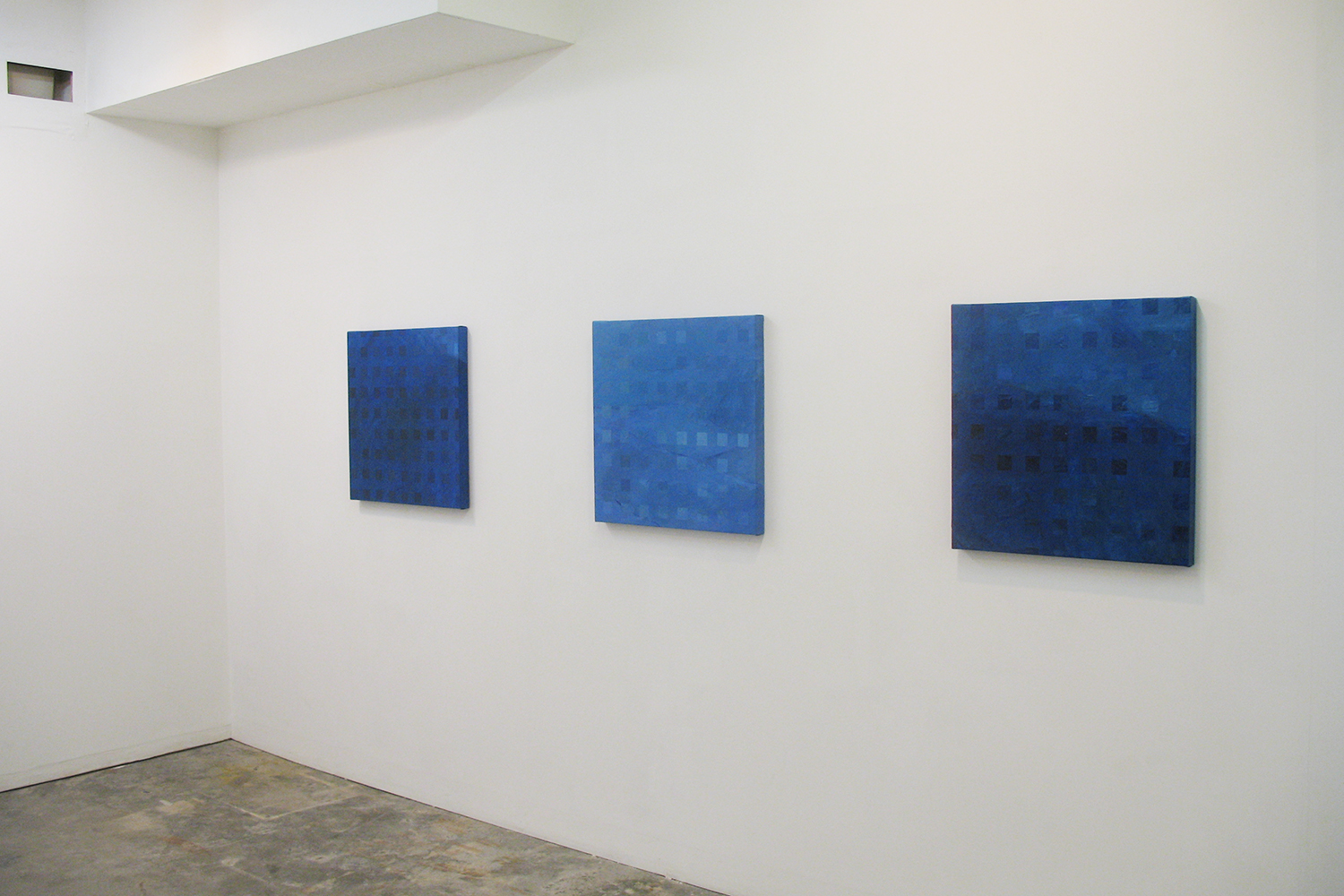 Installation view: Color-Work｜oil on canvas｜60 x 60 cm｜2006 each