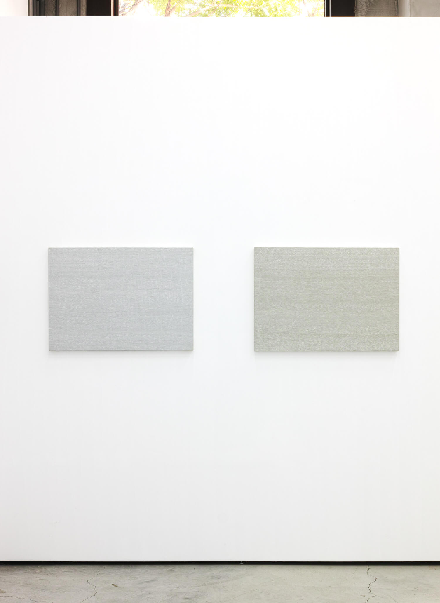'Breath - warm gray'  (left) & 'Breath - cool gray' (right)<br>Oil on canvas , 56 x 78 cm, 1996 each