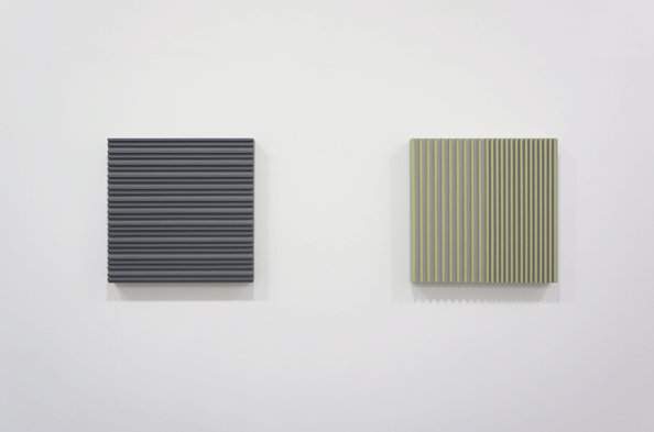 鈴木たかし｜Takashi Suzuki<br>
Colour Gesso on Panel 30 x 30 x 4 cm 2009 (left)<br>Colour Gesso on Panel 30 x 30 x 4 cm 2009 (right)